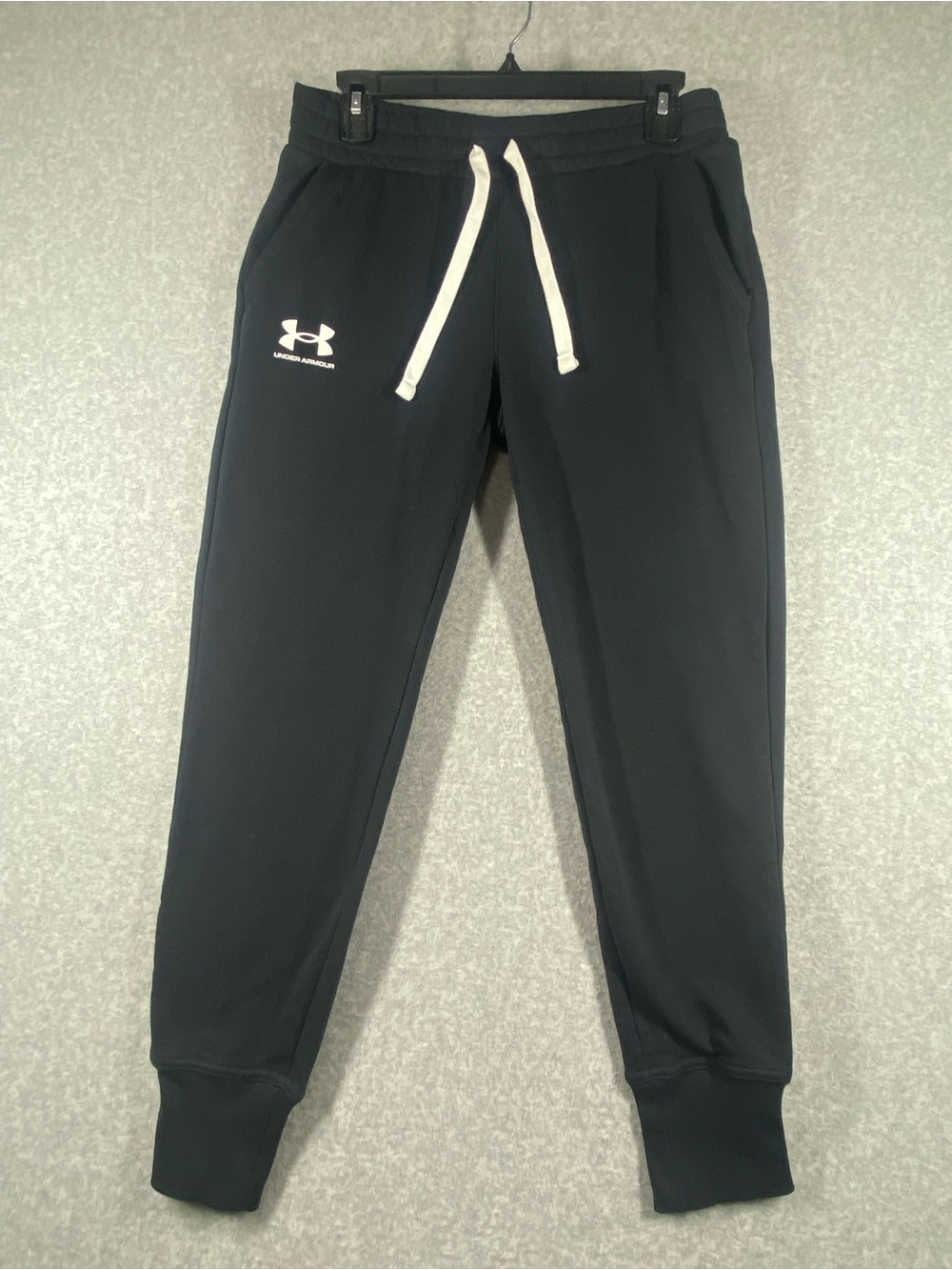 Under Armour Mens Jogger Sweatpants Size S Black  Drawstrings Casual athletic